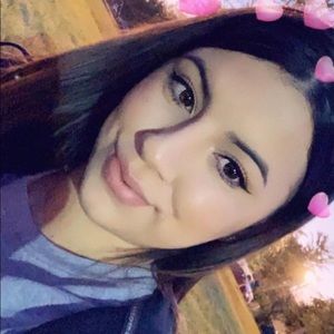 Meet your Posher, Azucena